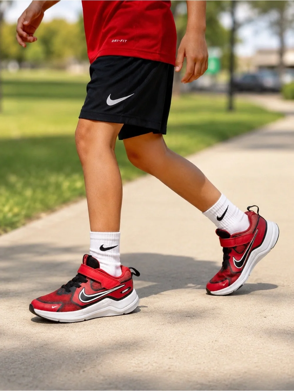 Nike cosmic runner